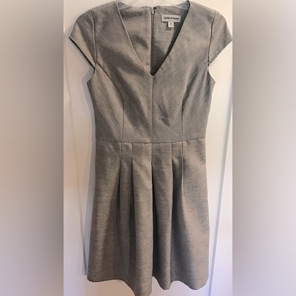 SHELBY & PALMER  gray sleeveless dress size 6
